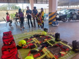 ผลงานการส่งมอบชุดดับเพลิงเพื่อความปลอดภัย For Fireman