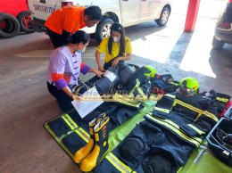 ผลงานของเราส่งมอบชุดดับเพลิงTEXPORT