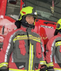 ผลงานการส่งมอบชุดดับเพลิงครบชุด จำนวน 15 ชุด