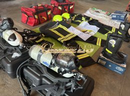 ผลงานการส่งมอบ ชุดดับเพลิงภายในอาคารครบชุด (Fire Suit Set)  พร้อมชุดเครื่องช่วยหายใจแบบสะพายหลัง (SCBA) มาตรฐาน EN
