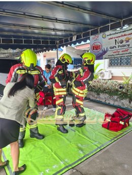 ผลงานการส่งมอบ ชุดดับเพลิงภายในอาคารครบชุด (Fire Suit Set) มาตรฐาน EN