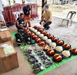 ผลงานการส่งมอบของบริษัท Qtecdrive29 วัสดุเครื่องแต่งกาย จำนวน 3 รายการ อุปกรณ์PPE