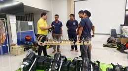 ผลงานการส่งมอบครั้งนี้ ชุดเครื่องช่วยหายใจแบบสะพายหลัง (SCBA)