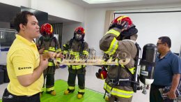 ผลงานการส่งมอบครั้งนี้ ชุดเครื่องช่วยหายใจแบบสะพายหลัง (SCBA)