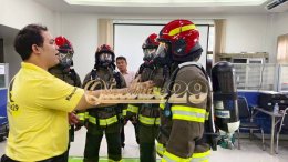 ผลงานการส่งมอบครั้งนี้ ชุดเครื่องช่วยหายใจแบบสะพายหลัง (SCBA)