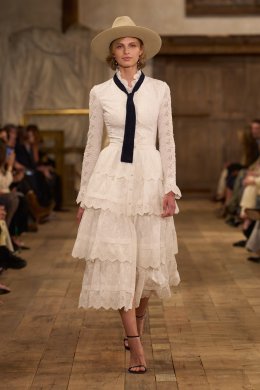 มาแล้ว Ralph Lauren Spring 2024 คอลเลกชันฉลองอิสระของผู้หญิง