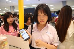 Potato Corner ฟีเว่อร์ ชาวนครสวรรค์ แห่อุดหนุนธุรกิจ “พีช-พชร” ต่อคิวซื้อเฟรนช์ฟรายส์