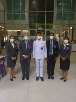ประธานเเละคณะกรรมการมูลนิธิราชประชาสมาสัย ในพระบรมราชูปถัมภ์ และเครือข่ายจิตอาสาราชประชาสมาสัยพร้อมคณะ  เข้าเฝ้าฯทูลเกล้าถวายเงินฯลฯ