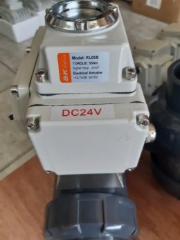 หัวขับวาล์วไฟฟ้า ประกอบกับบอลวาล์ว UPVC