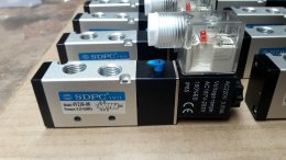 วาล์วลม 5/2 เกลียว 2หุน pneumatic valve