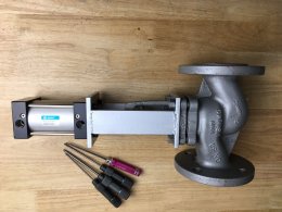 Globe valve + air cylinder
