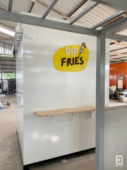 งานออกแบบคีออส พร้อมภาพงานจริง Kiosk ร้าน Dip Fries คีออสขายสินค้าประเภทของทอด l บริการออกแบบ ผลิต และติดตั้งครบวงจร 