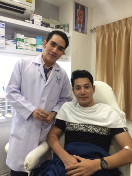 น้อง อาร์ม สุกวิณ นักแสดงหนุ่มจาก ละครนายร้อยสอยดาว มาให้คุณ #หมอรุจ ดูแลความหล่อด้วย Platelet-Rich Fibrin Matrix