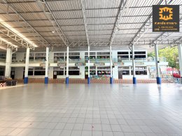 เบาะหุ้มเสากันกระแทก ภายในโรงเรียน  