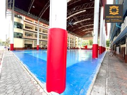 เบาะหุ้มเสากันกระแทก ภายในโรงเรียน  