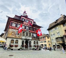 Stein am Rhein-Switzerland เป็นเมืองเล็กๆที่มีทะเลสาบใกล้ๆ