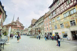 Stein am Rhein-Switzerland เป็นเมืองเล็กๆที่มีทะเลสาบใกล้ๆ