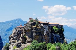 Meteora-Greece โขดหินขนาดมหึมาเหล่านี้ มีภูมิทัศน์ตระการตา