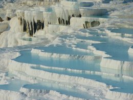 Pamukkale-Turkey เมืองที่มีความสวยงามที่นักเดินทางห้ามพลาด