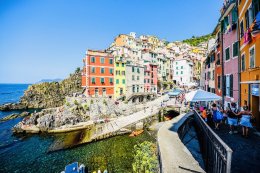 Cinque Terre-Italy หมู่บ้านที่มีความโดนเด่น