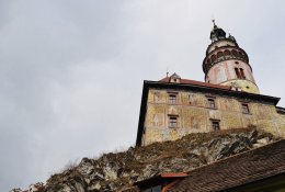 Cesky Krumlov-Czech เป็นเมืองเล็กๆที่มีแม่น้ำไหลผ่าน