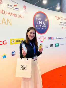 ตัวแทนประเทศไทยแสดงสินค้าที่เวียดนาม