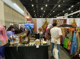 The 54th Diplomatic Red Cross Bazaar, Shop Around The World at Red Cross