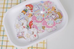 สติ๊กเกอร์เนื้อใส แผ่นรองขาว