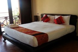 Pon arena hotel (เมืองโขง)