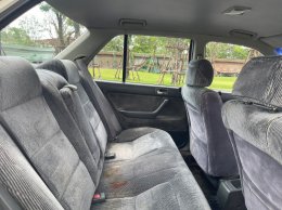 1990 Honda accord  Lxi hatchback  เกียร์ธรรมดา สีขาว