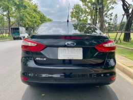   2014 FORD FOCUS 4DOOR AT  1.6  สีดำ