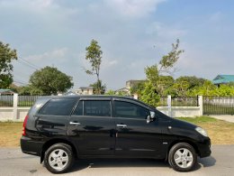 2008 TOYOTA INNOVA สีดำ