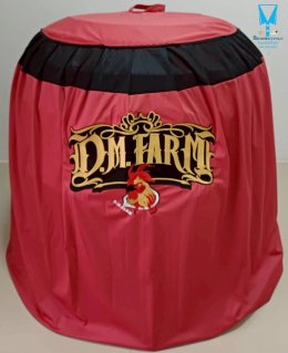 ขอบพระคุณ D.M. Farm  มุ้งไก่ชน ตัดเย็บด้วยผ้าสีเดียวทั้งหลัง เย็บผ้าทับหูแขวนไม่หลุดง่ายl เย็บเก็บชายมุ้ง  พรมรองสุ่มไก่เย็บขอบอย่างดีพร้อมปักโลโก้ ️ จัดส่งฟรี ไม่มีปลายทางค่ะ  มีบริการปักชื่อ และโลโก้ ออกแบบฟรี สนใจสอบถามเพิ่มเติม  https://line.me/ti/p/V