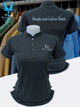 ขอบพระคุณ PnC We are team เสื้อโปโลคอจีนพร้อมรับปักโลโก้และชื่อ Plus ความนุ่ม เพิ่มความสบาย  ผ้า Micro Plus + (ไมโคร พลัส) เส้นใยเล็ก ละเอียดเรียงตัวสวย ด้วยโพลีเอสเตอร์ผสมไมโครไฟเบอร์ เกรด A ทำให้ผ้านุ่ม เนียน ละเอียด คงทน ใส่เย็นสบาย ระบายอากาศได้ดี พร้