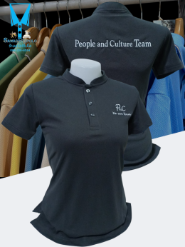 ขอบพระคุณ PnC We are team เสื้อโปโลคอจีนพร้อมรับปักโลโก้และชื่อ Plus ความนุ่ม เพิ่มความสบาย  ผ้า Micro Plus + (ไมโคร พลัส) เส้นใยเล็ก ละเอียดเรียงตัวสวย ด้วยโพลีเอสเตอร์ผสมไมโครไฟเบอร์ เกรด A ทำให้ผ้านุ่ม เนียน ละเอียด คงทน ใส่เย็นสบาย ระบายอากาศได้ดี พร้