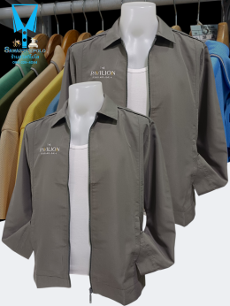 ขอบพระคุณ The Pavilion เสื้อแจ็คเก็ตคอปกทรงคลาสสิค เนื้อผ้าไมโครพีช เนื้อนุ่มเบาสัมผัสสบายไม่ยับง่าย ไม่ระคายเคือง มีกระเป๋าข้างซ้าย-ขวา ใส่กันแดดกันลม บริการปักเสื้อ พร้อมออกแบบ ไม่มีขั้นต่ำ สนใจสอบถามเพิ่มเติม  https://line.me/ti/p/VJeTnWFnQS  www.sawas