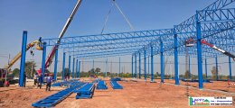 รับสร้างโรงงานขนาดใหญ่ 4,000 ตรม. (50x80 ม.) ระบบสำเร็จรูป โดยผู้เชี่ยวชาญ | Happy Meebaan