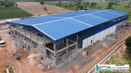 รับสร้างโรงงานขนาดใหญ่ 4,000 ตรม. (50x80 ม.) ระบบสำเร็จรูป โดยผู้เชี่ยวชาญ | Happy Meebaan