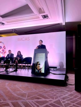 หมอรุจนำเสนอผลงานวิจัย ด้านการรักษาหลุมสิว ในงานประชุมวิชาการ IMCAS World Congress 2025