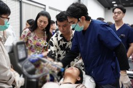 ผศ. นพ. ศุภะรุจ เลื่องอรุณ (หมอรุจ) วิทยากรบรรยายและฝึกปฏิบัติ Program Tentherma (Xtherma) Monopolar RF