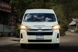 เช่ารถตู้ VIP อุบลราชธานี พร้อมคนขับ รถใหม่ นั่งสบาย 