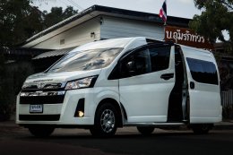 เช่ารถตู้ VIP อุบลราชธานี พร้อมคนขับ รถใหม่ นั่งสบาย 