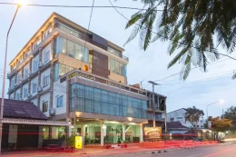 Phonepadith Hotel ท่าแขก ลาว