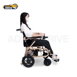 เที่ยวได้ง่ายขึ้นกับ Airy Captain รถเข็นไฟฟ้าน้ำหนักเบา 14.5 กก. พับง่าย พร้อมทุกการเดินทาง