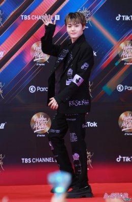 ประมวลภาพ งานประกาศรางวัล Golden Disc Awards ครั้งที่ 37 ช่วงเดินพรมแดง (1)