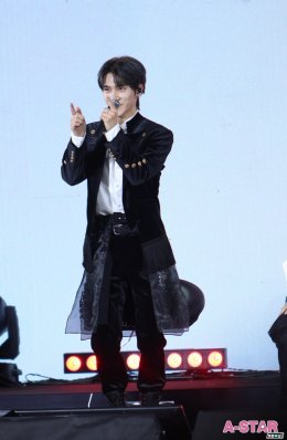 เลิฟสุดอะไรสุด! WayV คัมแบ็ค 'บ้านหลังที่สอง' กับงานแจกลายเซ็น ‘WayV [Phantom] SPECIAL EVENT & FAN SIGNING in BANGKOK’ พร้อมโชว์พิเศษเพื่อ WayZenNi ไทยเท่านั้น