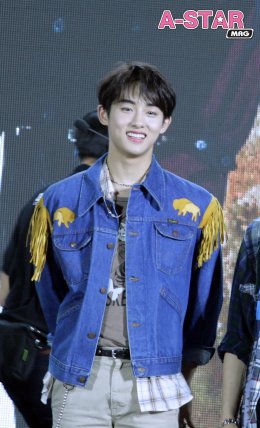 อ้อนจัดเต็ม! WayV ฝากถึง WayZenNi ชาวไทย “อย่าทิ้งเวย์วีนะครับ” ในงานแถลงข่าว และแจกลายเซ็น กลางลานพาร์ค พารากอน!