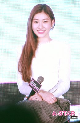 แซนตี้ ITZY ทักทาย MIDZY ชาวไทย ในงานแถลงข่าว ก่อนมอบของขวัญสุดฟินในงาน ไทย ITZY PREMIERE SHOWCASE TOUR ‘ITZY? ITZY!’ IN BANGKOK