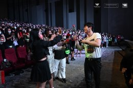 คอมพลีตแล้วชีวิตนี้! 7 ปีที่รอดู “The Rose” แสดงสดในไทยสักครั้ง #HEALTogetherTourBKK ใจฟูทั้งแฟนคลับและศิลปิน