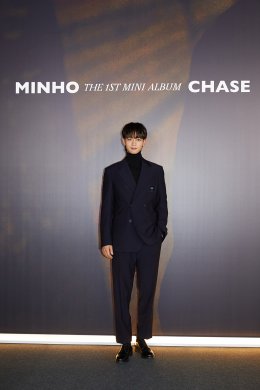 MINHO วง SHINee ประสบความสำเร็จกับการเดบิวต์ศิลปินเดี่ยว มินิอัลบั้มแรก ‘CHASE’ ครองอันดับ 1 บนชาร์ต Top Albums ของ iTunes ใน 39 ประเทศทั่วโลก